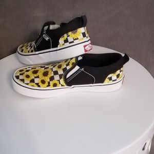 Sunflower vans